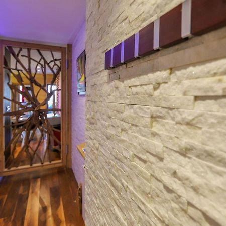 L'Isle - Lofts & Lakes Certified 5-Stars Annecy Bagian luar foto